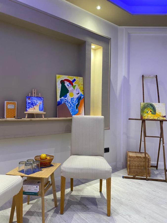 Apartment Art *